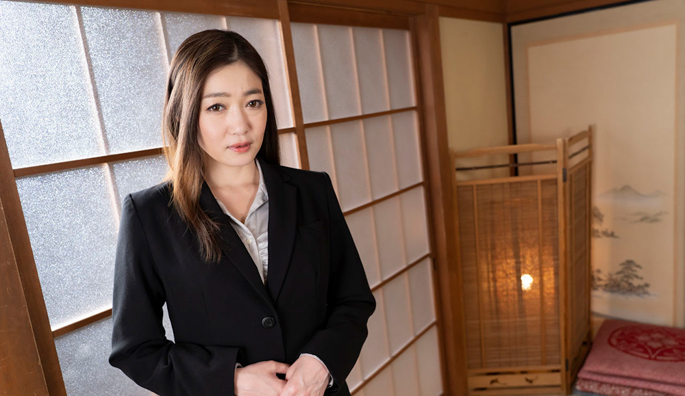 【江波りゅう】修学旅行の下見に来た教師ふたりが…【AV】